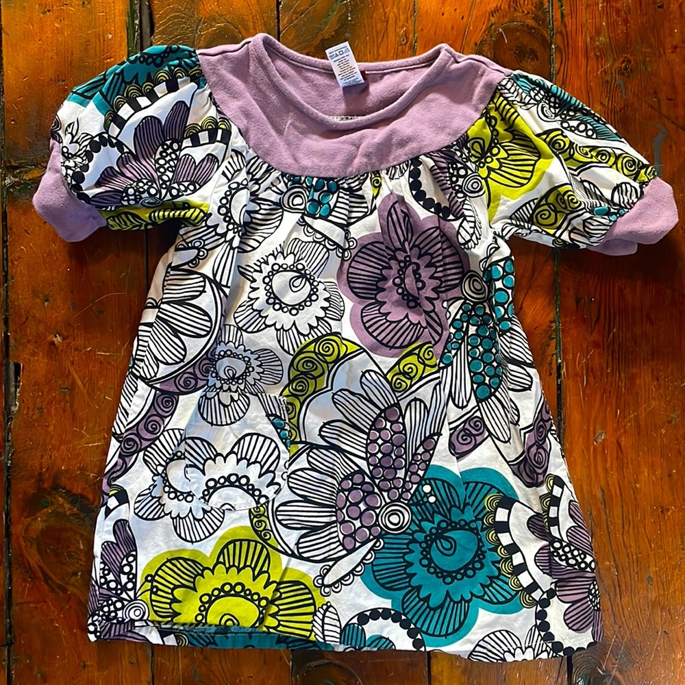 Tea short sleeved dress, size 4